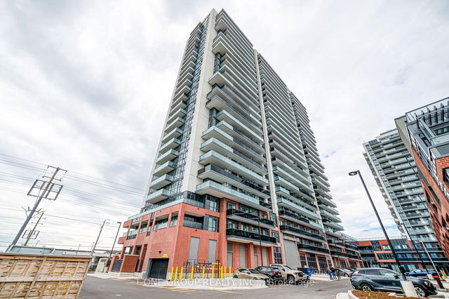 1709 - 2545 Simcoe Street