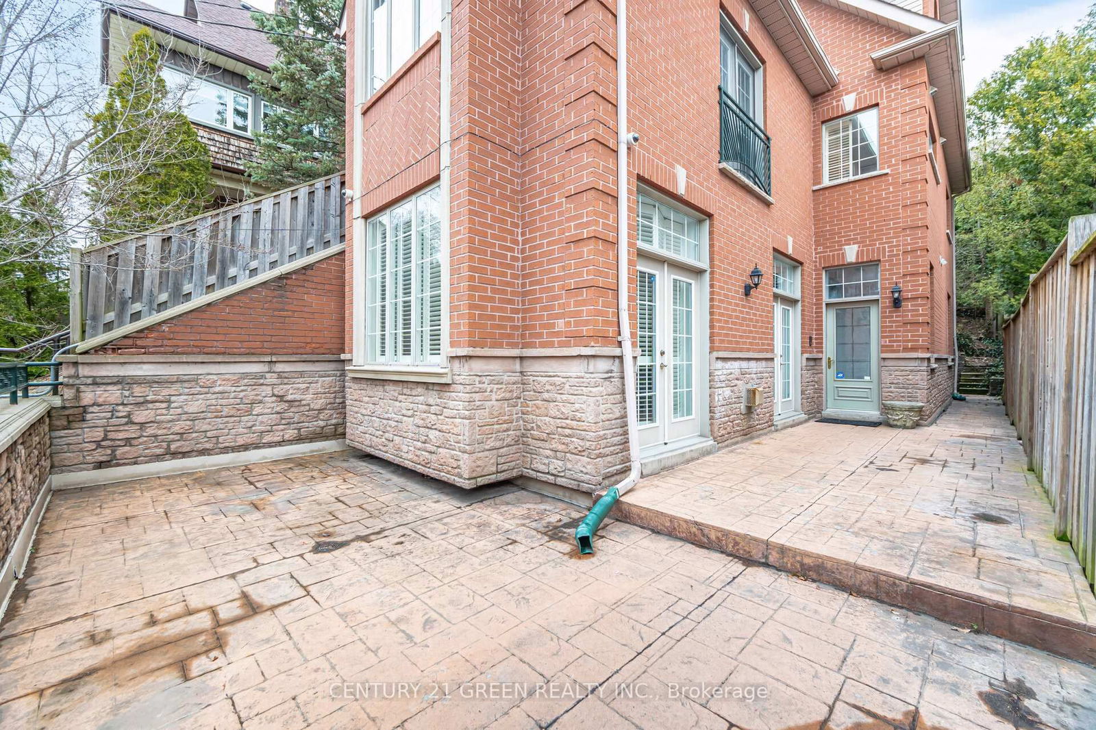 Detached House for sale at 135 Glenmount Park Road, Toronto, East End-Danforth, M4E 2N3 - MLS: E12155589