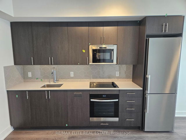 2319 - 2545 Simcoe Street