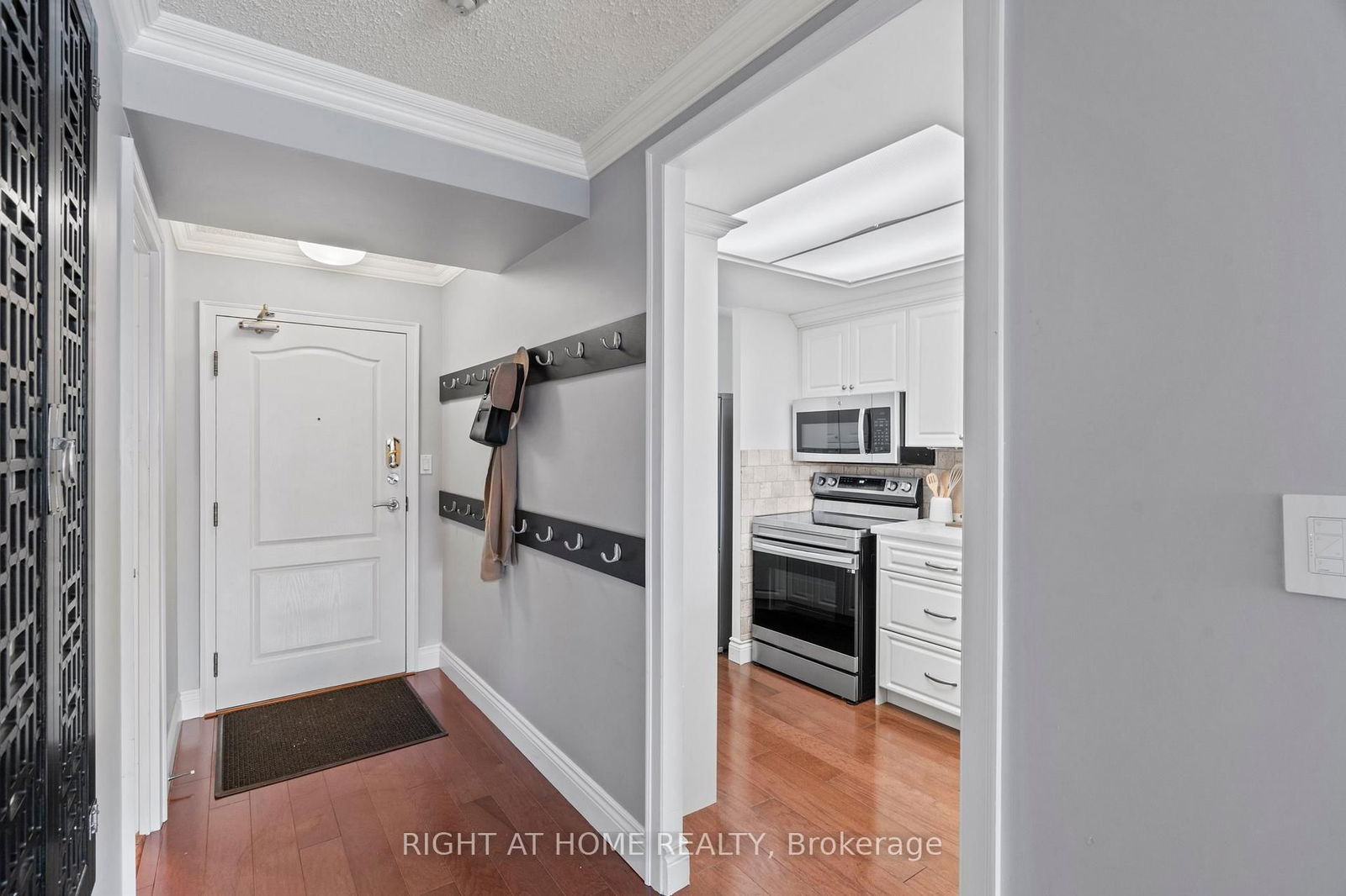 Property at 712 Rossland