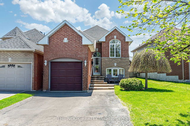 Upper Level - 54 Abernethy Crescent
