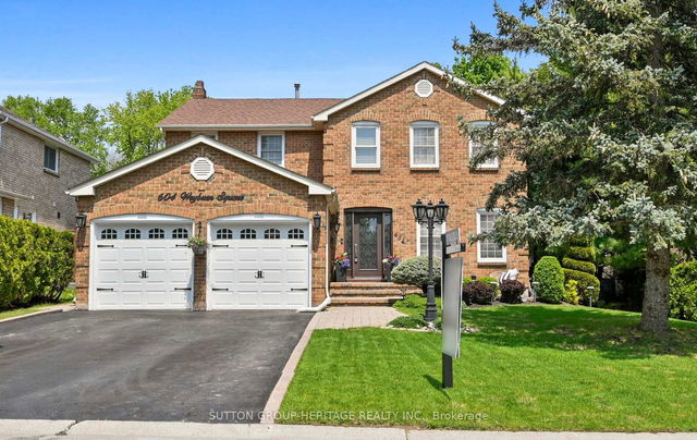 604 Weyburn Square