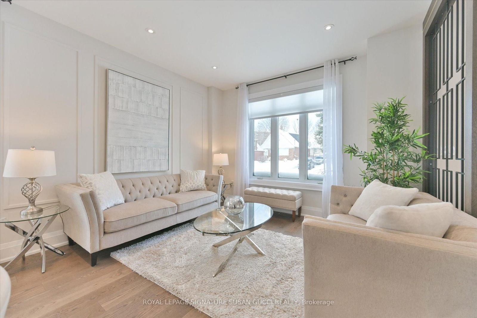 Detached House for sale at 39 Amsterdam Avenue, Toronto, O'Connor-Parkview, M4B 2B9 - MLS: E12156294