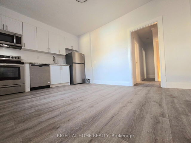 Main - 685 Greenwood Avenue