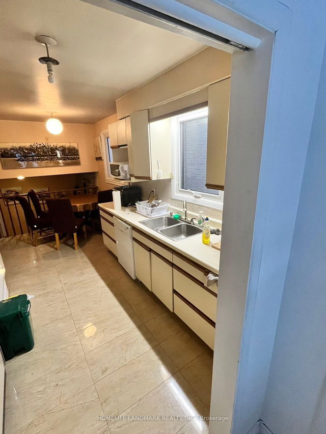 30 BOBMAR Road