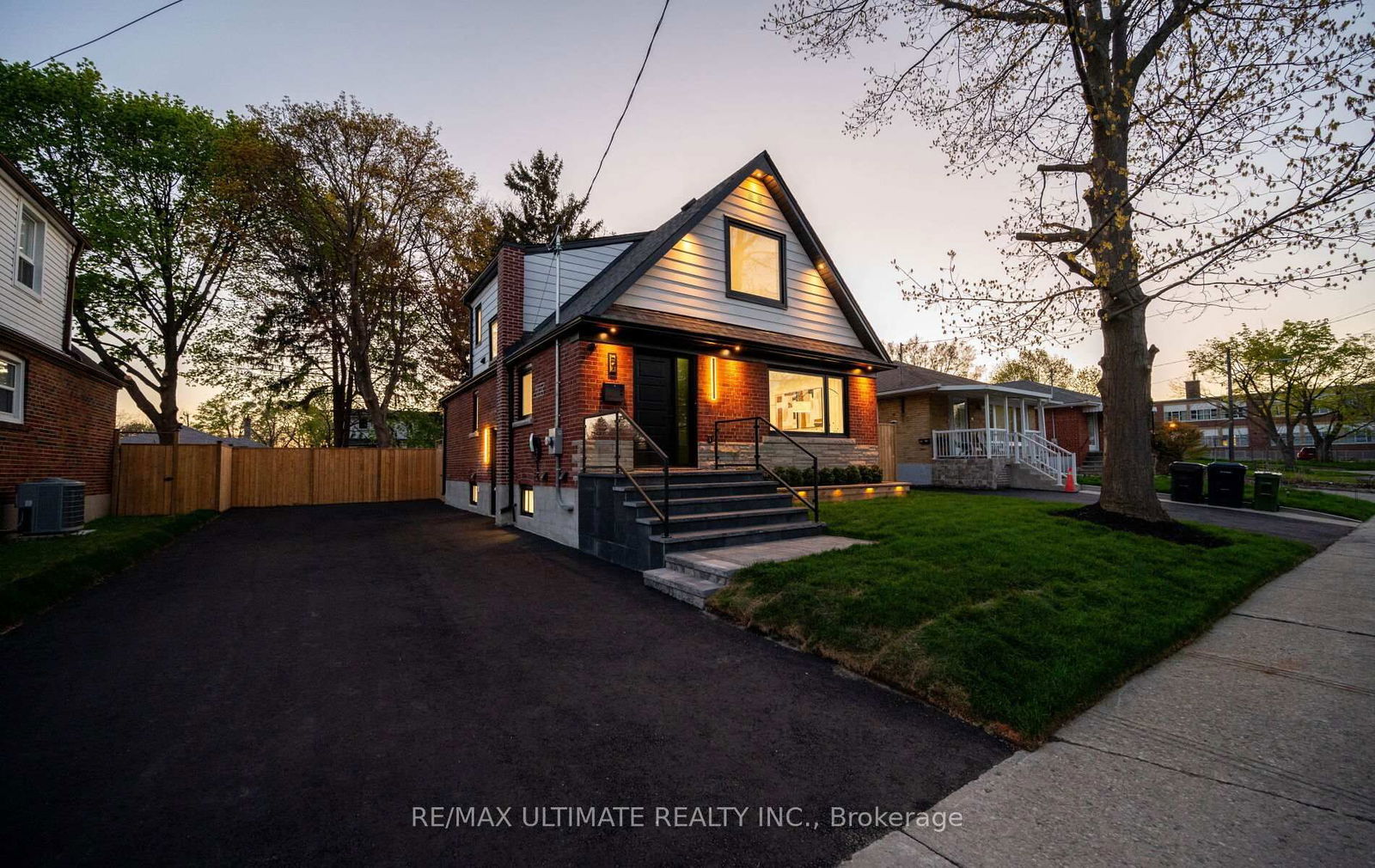 Detached House for sale at 54 Hexham Drive, Toronto, Wexford-Maryvale, M1R 1J8 - MLS: E12157335