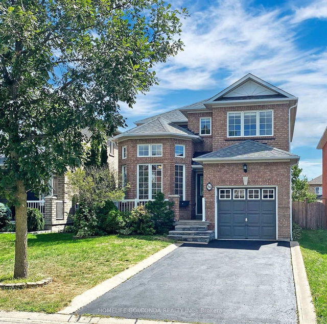 56 Lurosa Crescent