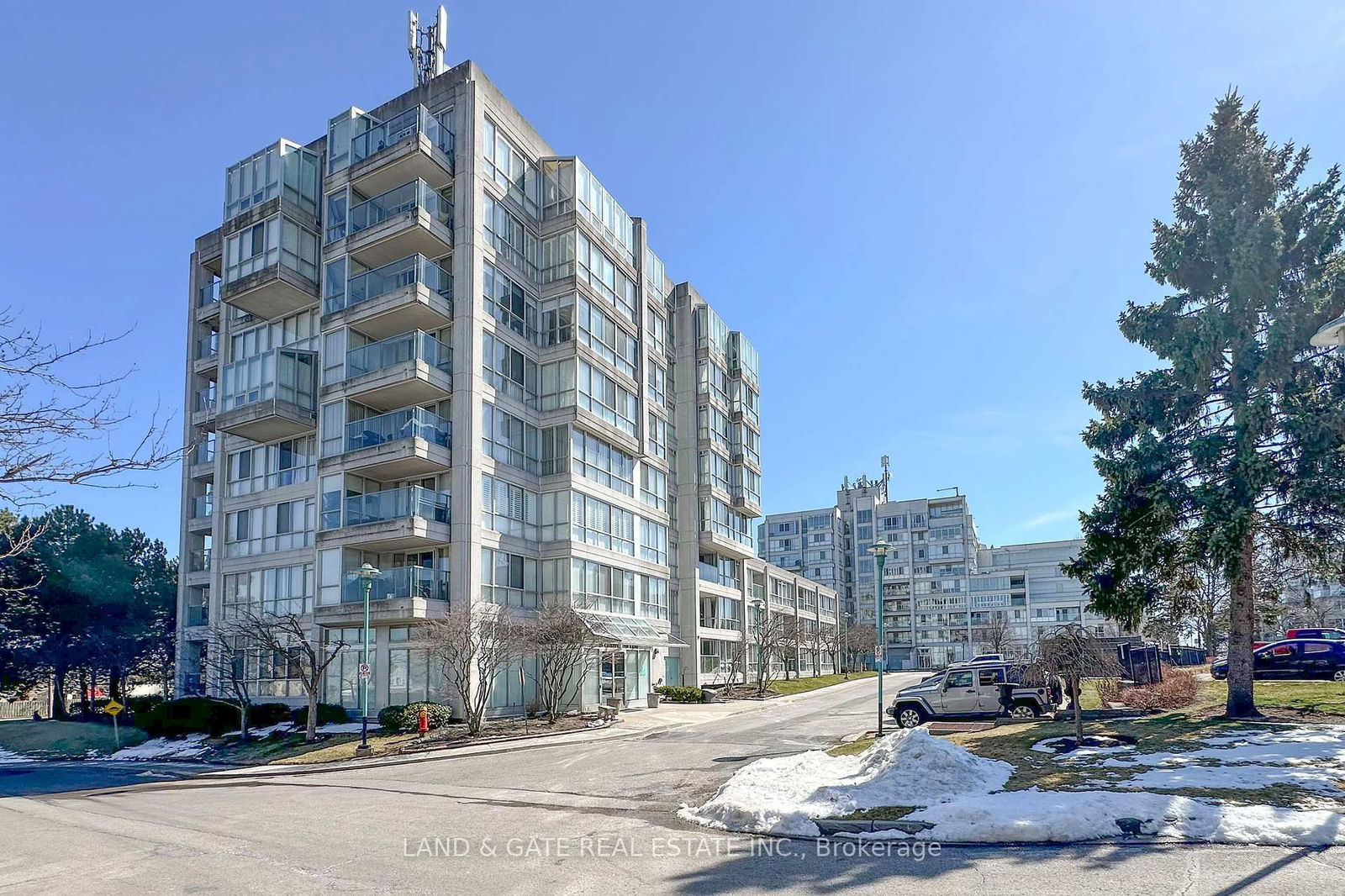 Condo for sale at 112-25 Cumberland Lane, Ajax, South West, L1S 7K1 - MLS: E12157501
