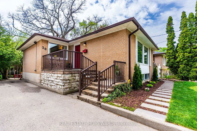 20 Woodgarden Crescent