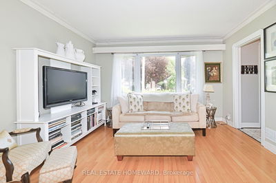 102 Cedarcrest Blvd, Toronto - O'Connor-Parkview image-0-1