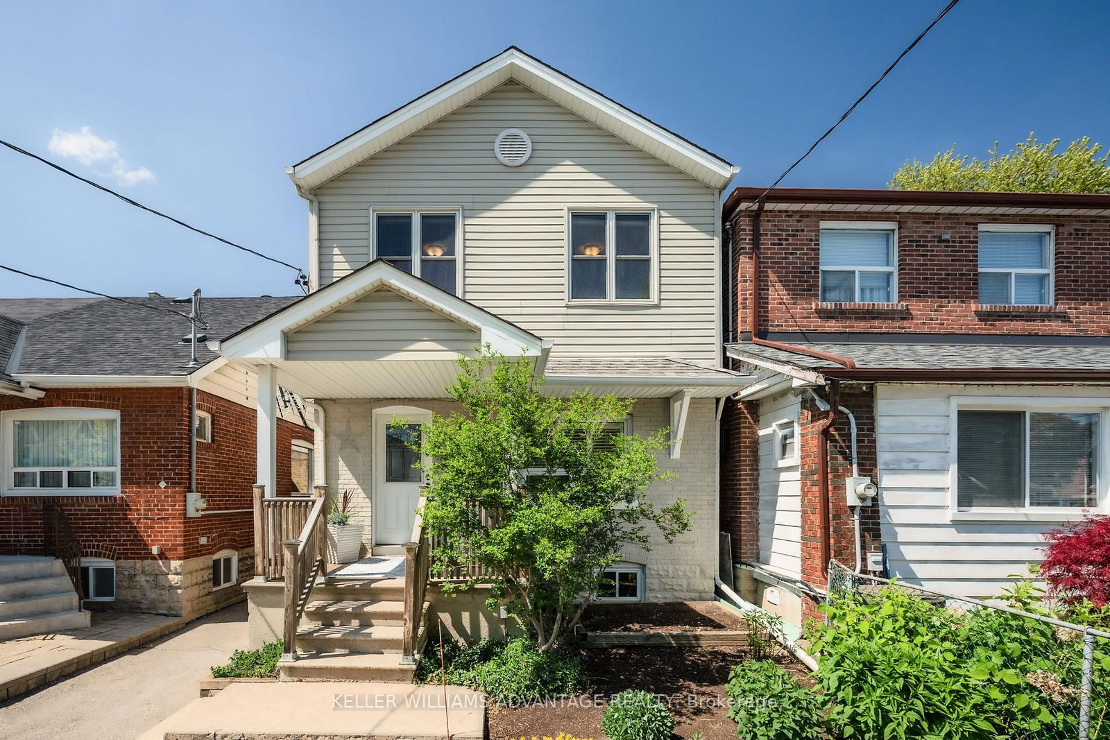 Detached House for sale at 182 Sammon Avenue, Toronto, Danforth Village-East York, M4J 1Z2 - MLS: E12157932