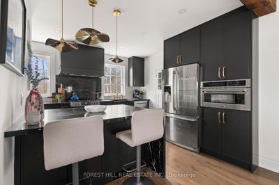 23 Midburn Ave, Toronto - Crescent Town image-0-4