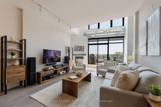 409 - 160 Fallingbrook Road