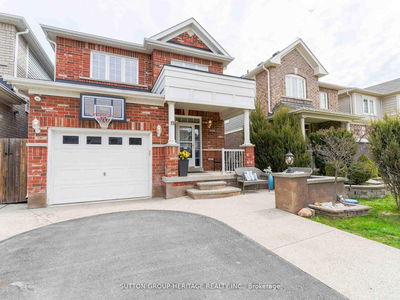 19 Arnold Johnston St, Clarington - Courtice image-0-1