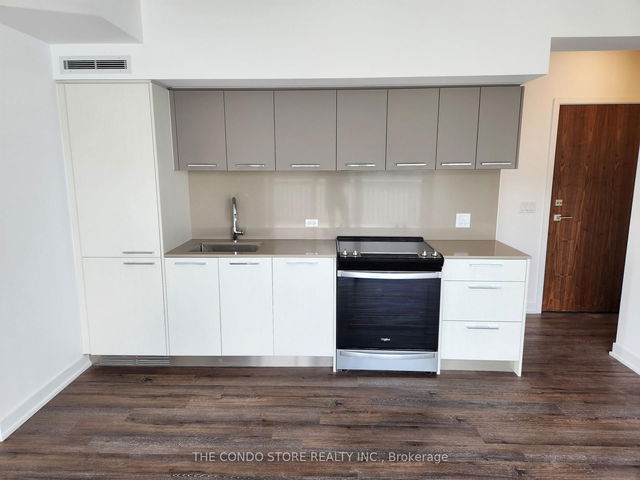 710 - 45 Baseball Place