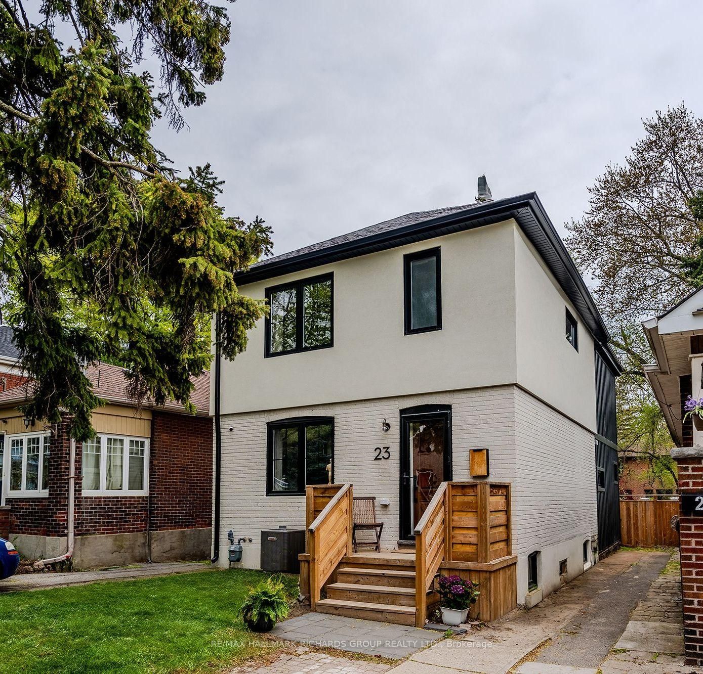 Detached House sold at 23 Valhalla Boulevard, Toronto, Birchcliffe-Cliffside, M1N 3B1 - MLS: E12158517