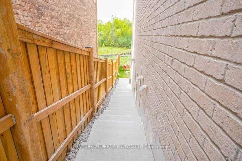 Bsmt - 1040 Foxtail Cres, Pickering, L1X 0E7 | Image 2