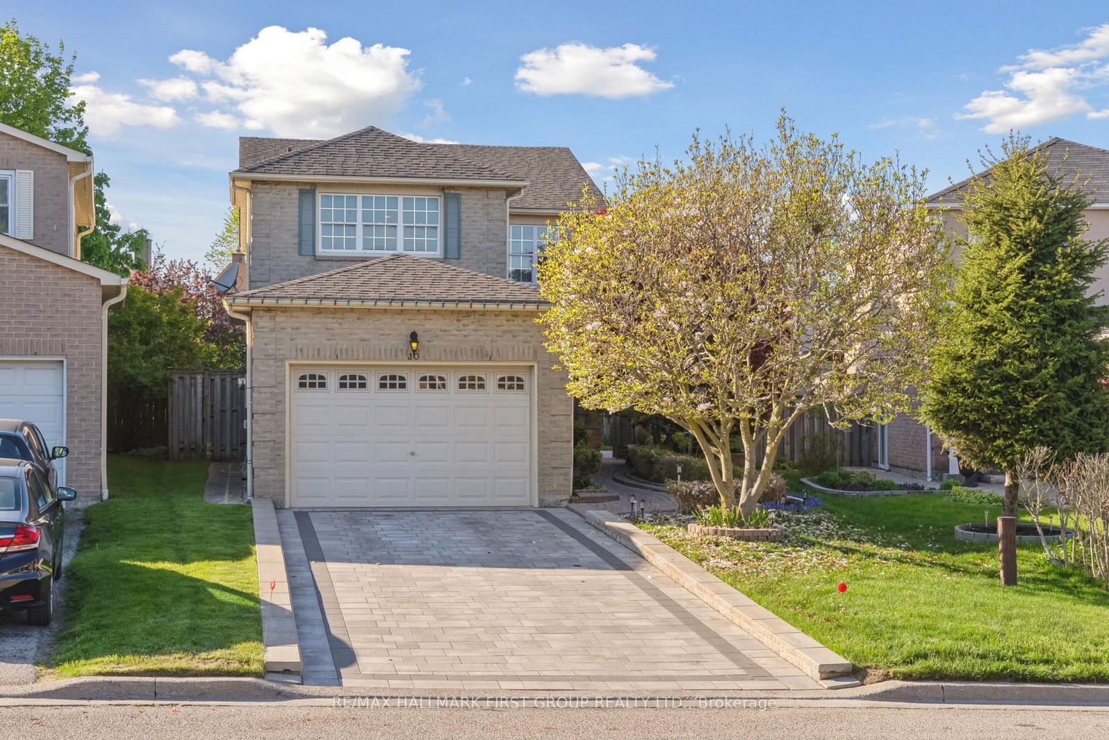 Detached House for sale at 10 Barnes Drive, Ajax, Central, L1S 5C5 - MLS: E12159055