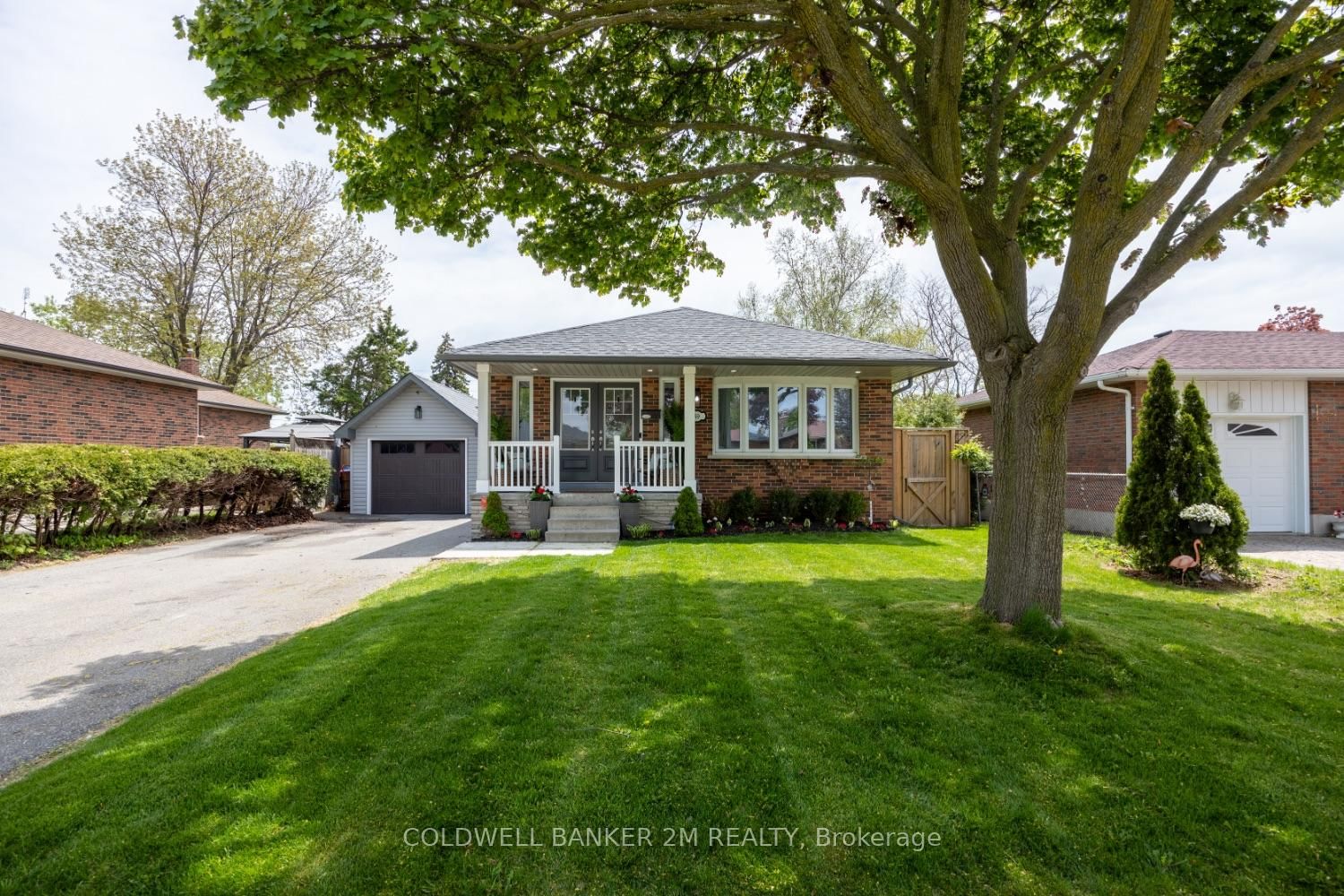 Detached House for sale at 39 Seneca Avenue, Oshawa, Samac, L1G 3V3 - MLS: E12159135