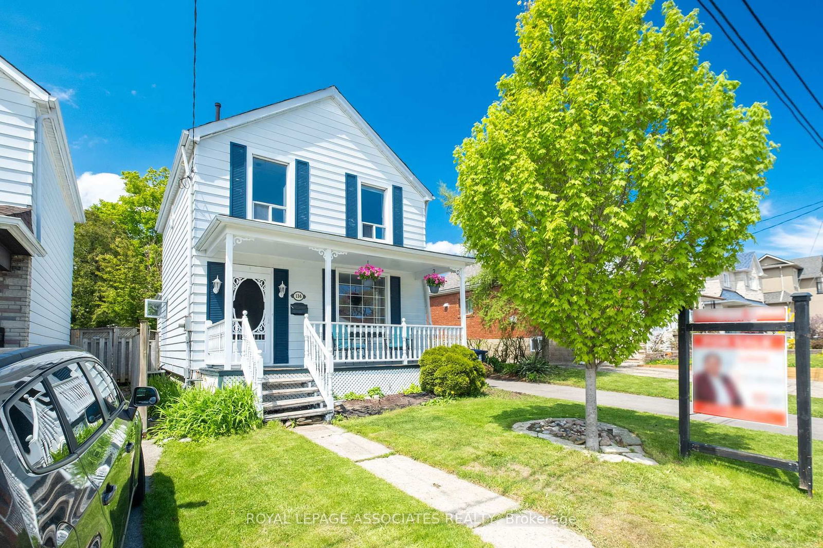 Detached House for sale at 136 Aylesworth Avenue, Toronto, Birchcliffe-Cliffside, M1N 2J6 - MLS: E12159411