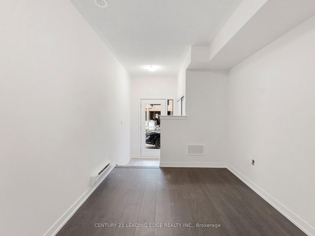 1505 - 1865 Pickering Parkway