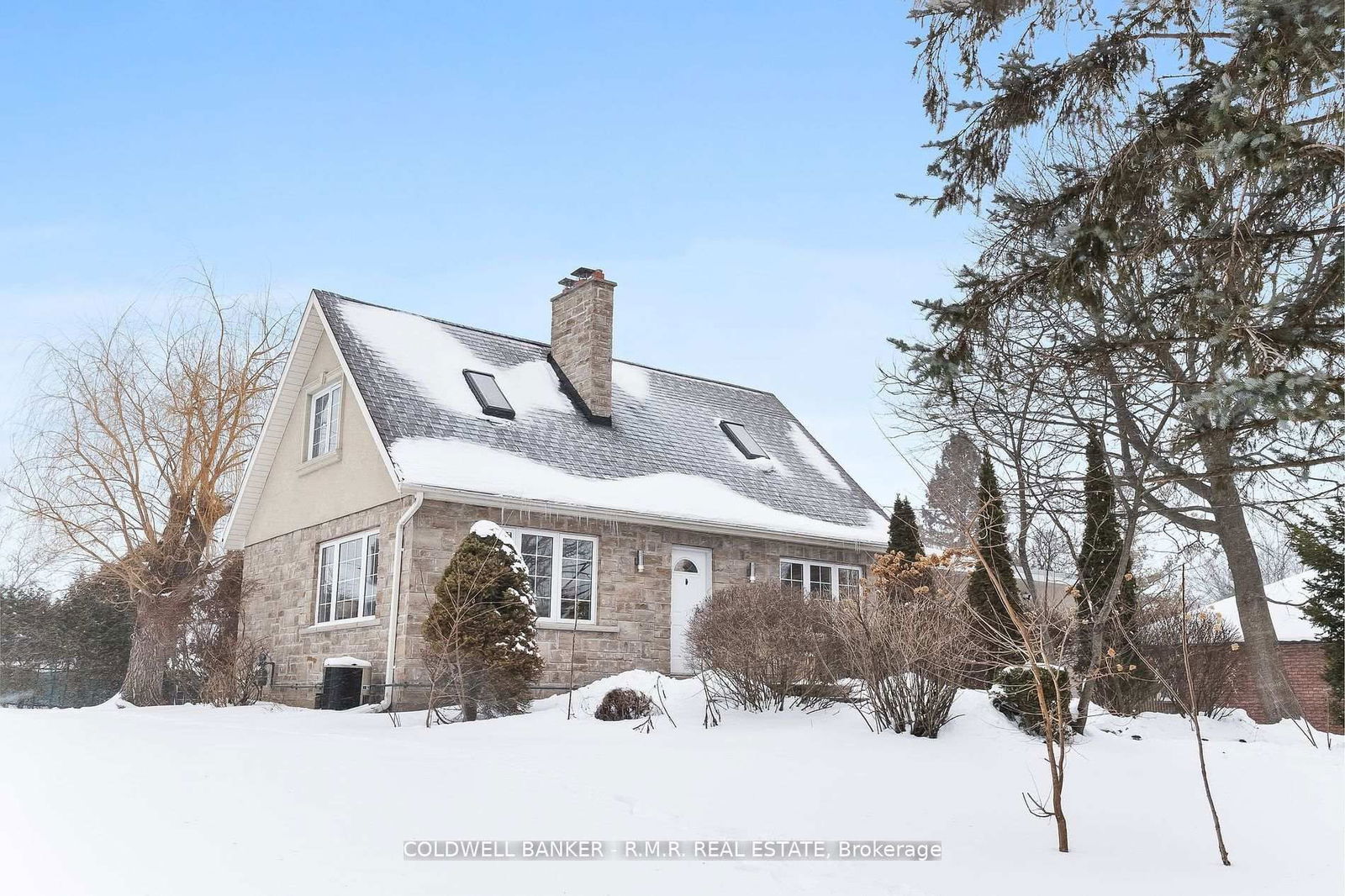 Property at 904 Parklane