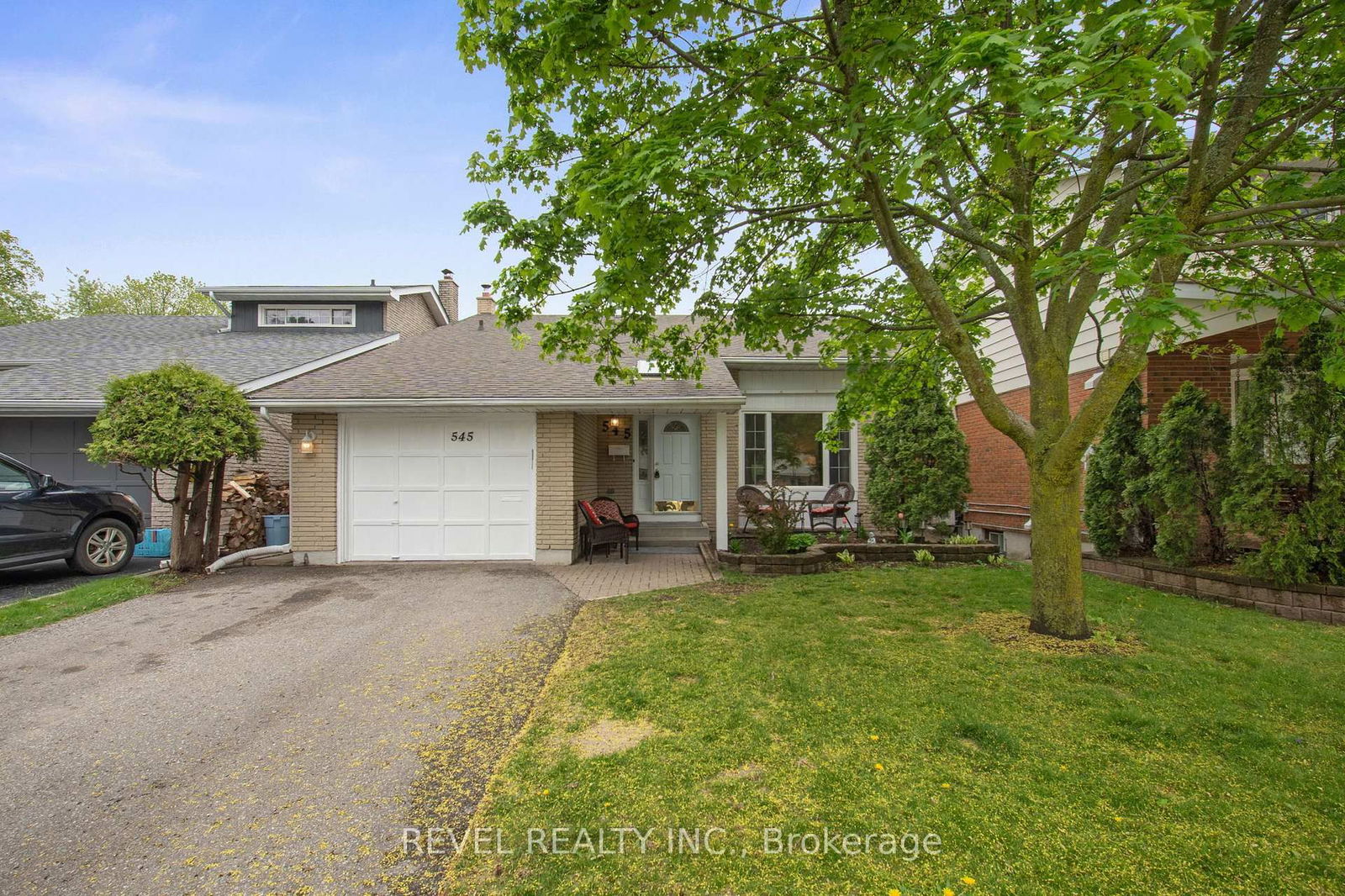 Detached House for sale at 545 Charrington Avenue, Oshawa, Centennial, L1G 7L7 - MLS: E12159645
