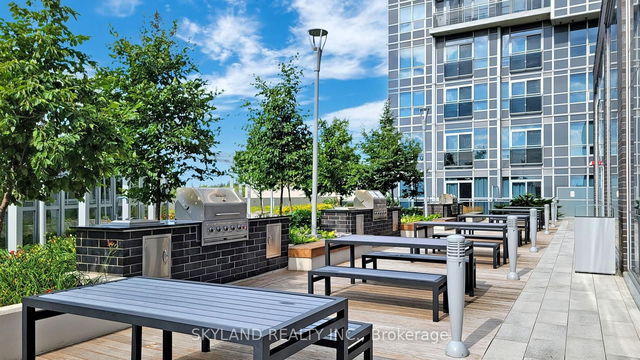 2204 - 255 Village Green Square