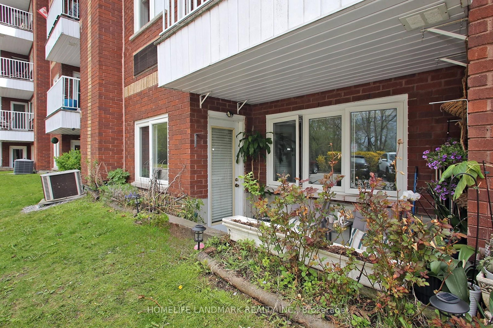 Listing Image 20