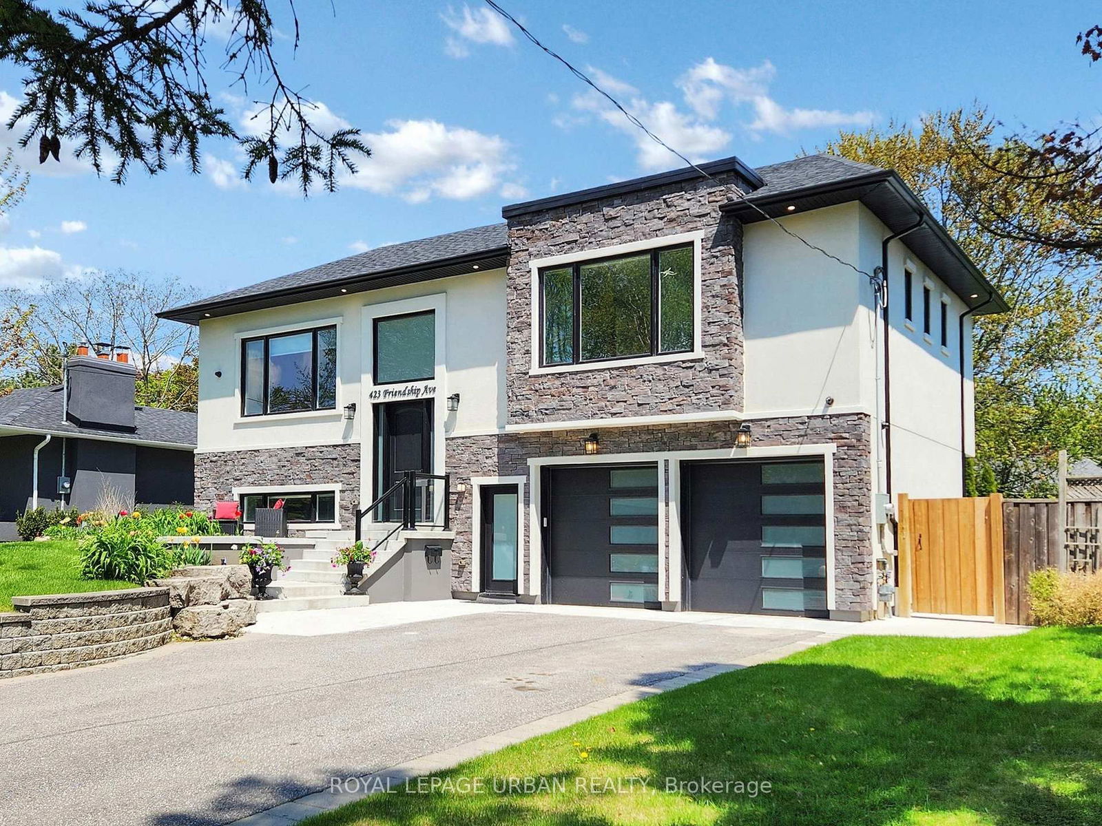 Detached House for sale at 423 Friendship Avenue, Toronto, Rouge E10, M1C 2X8 - MLS: E12160658