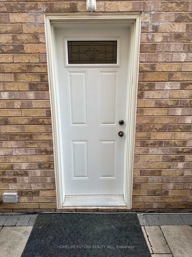 Bsmt - 19 Hummingbird Drive