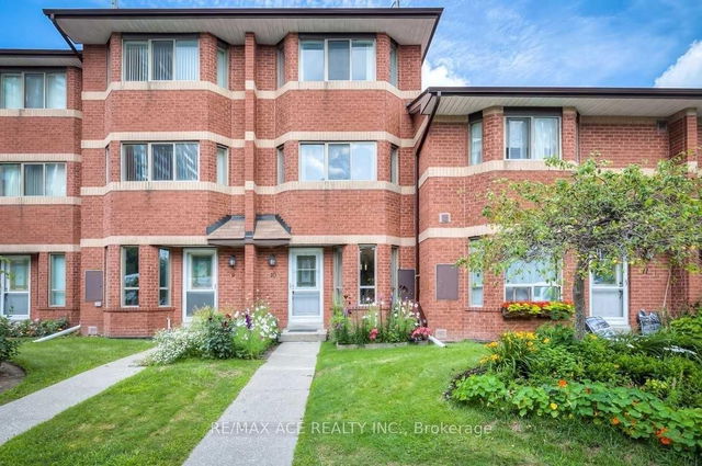 TH10 - 2472 Eglinton Avenue