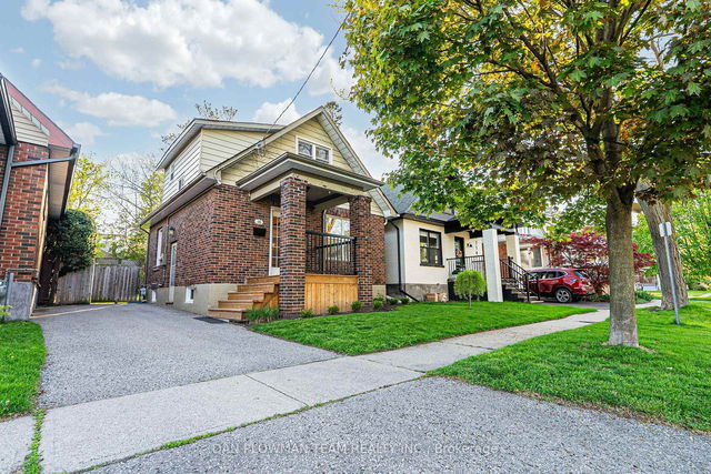 110 Warren Avenue