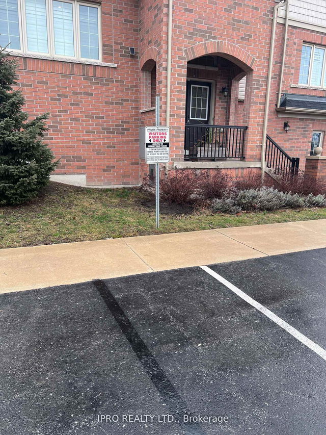 105 Magpie Way