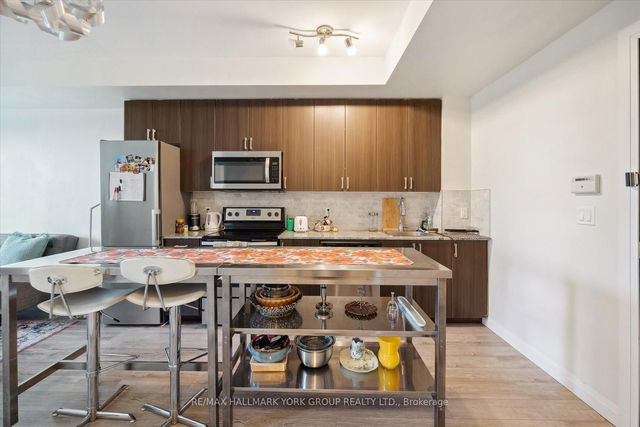 527 - 22 East Haven Drive