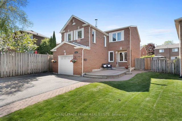110 Tipton Crescent