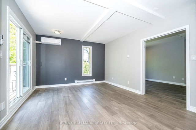 2 - 32 Hogarth Avenue