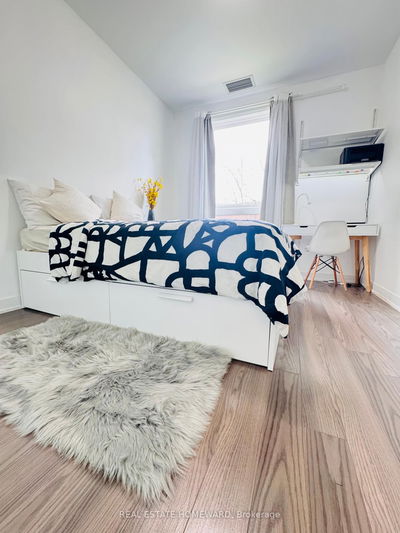 Unit 106 — 3560 St Clair Ave Ave, Toronto - Kennedy Park image-0-4