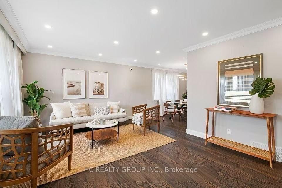 Detached House for sale at 7 Ivanhoe Court, Toronto, Wexford-Maryvale, M1R 3G8 - MLS: E12161373