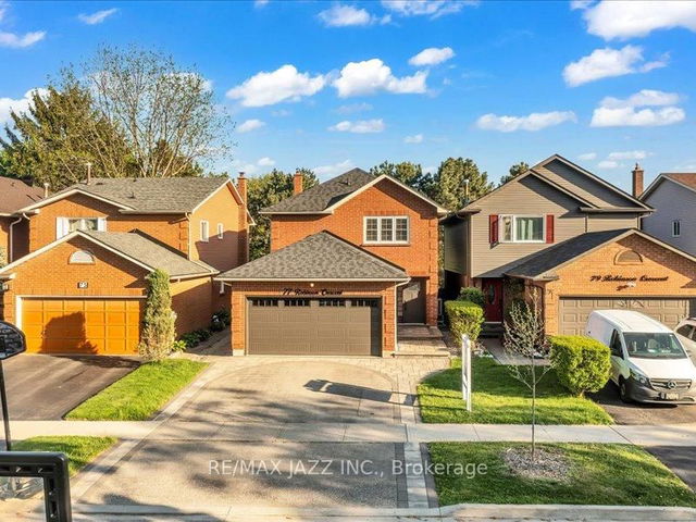 77 Robinson Crescent