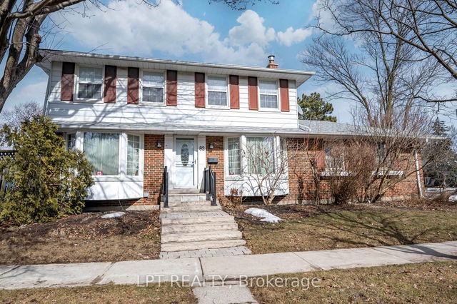 82 Tidefall Drive