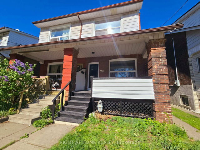 Upper - 685 Greenwood Avenue