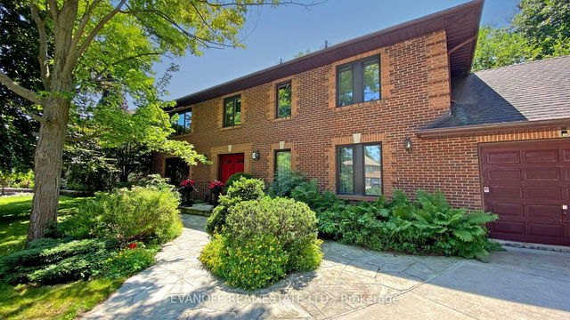 15 Scenic Hill Court