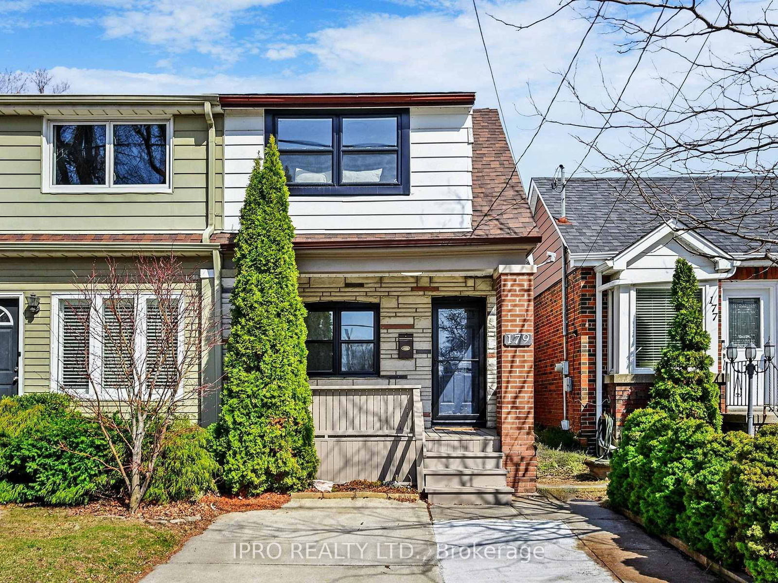 Semi-Detached House for sale at 179 Chisholm Avenue, Toronto, Woodbine-Lumsden, M4C 4V9 - MLS: E12162266