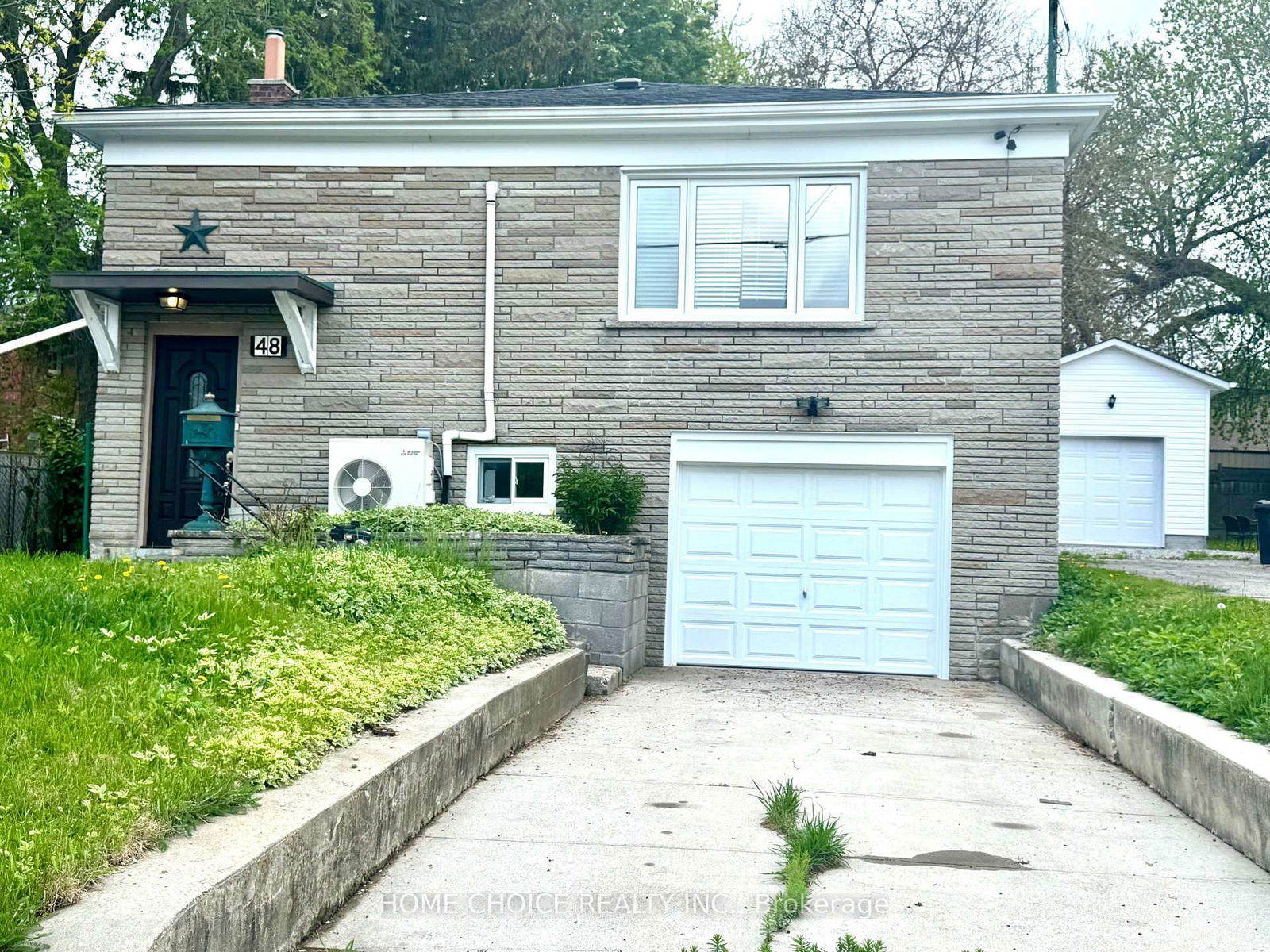 Detached House for sale at 48 South Woodrow Boulevard, Toronto, Birchcliffe-Cliffside, M1N 3L6 - MLS: E12162467
