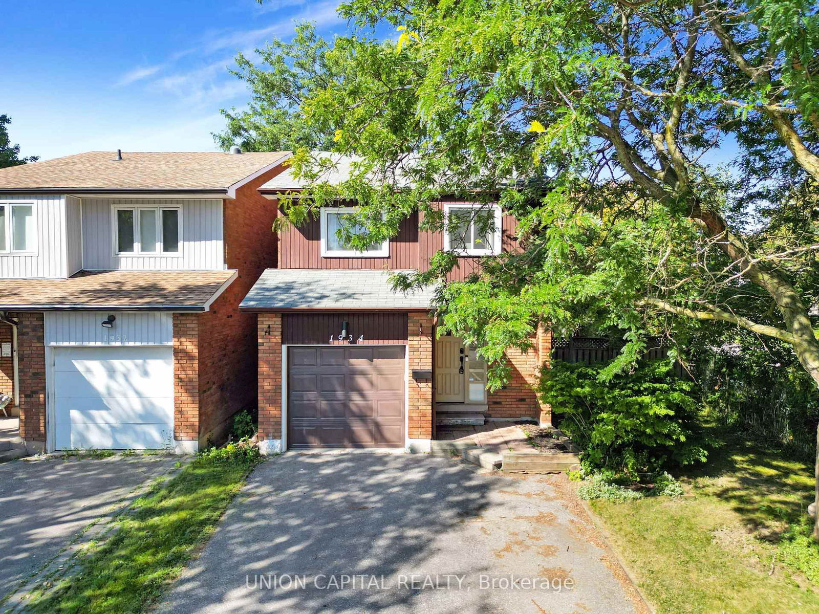Detached House for sale at 1934 Memory Lane, Pickering, Liverpool, L1V 2V1 - MLS: E12162899