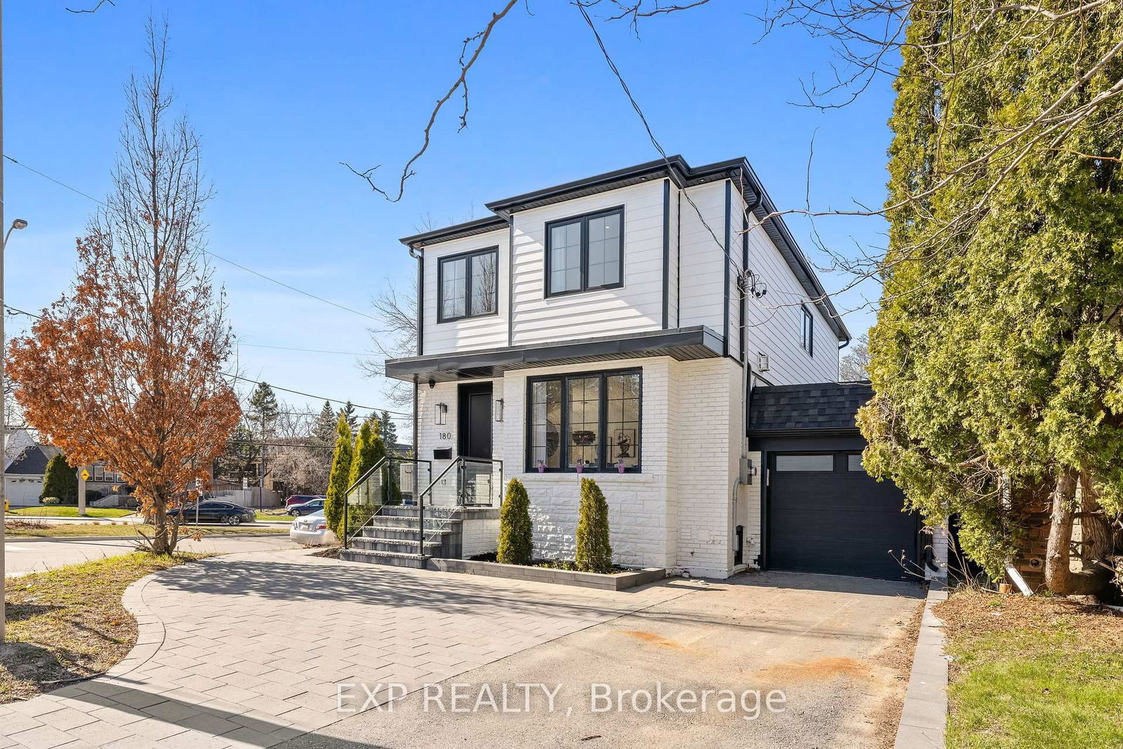 Detached House for sale at 180 Glenwood Crescent, Toronto, O'Connor-Parkview, M4B 1K4 - MLS: E12163084