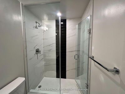 Unit 908 — 90 Glen Everest Rd, Toronto - Birchcliffe-Cliffside image-0-4