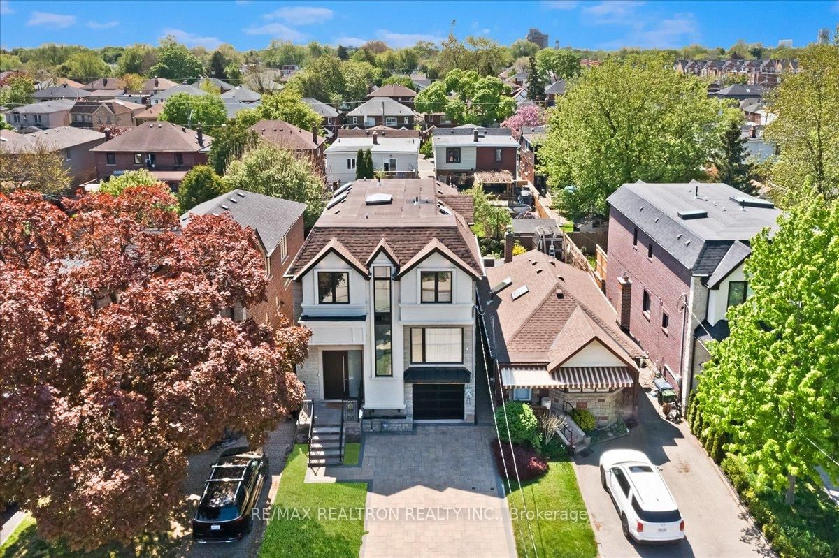 Detached House for sale at 175 Floyd Avenue, Toronto, Danforth Village-East York, M4J 2H9 - MLS: E12163462