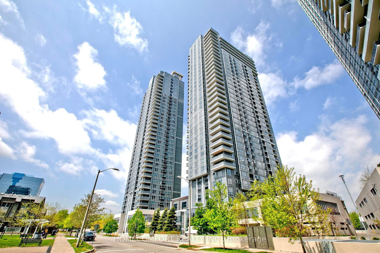 Condo for sale at 417-275 Village Green Square, Toronto, Agincourt South-Malvern West, M1S 0L8 - MLS: E12164035